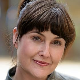 Elizabeth Carling Elizabeth Carling