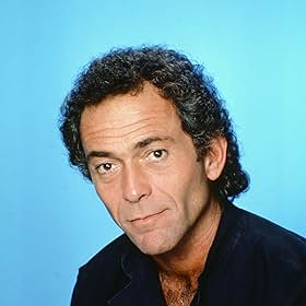 Bruce Weitz