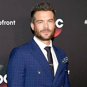 Charlie Weber Charlie Weber