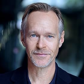 Steven Mackintosh Steven Mackintosh